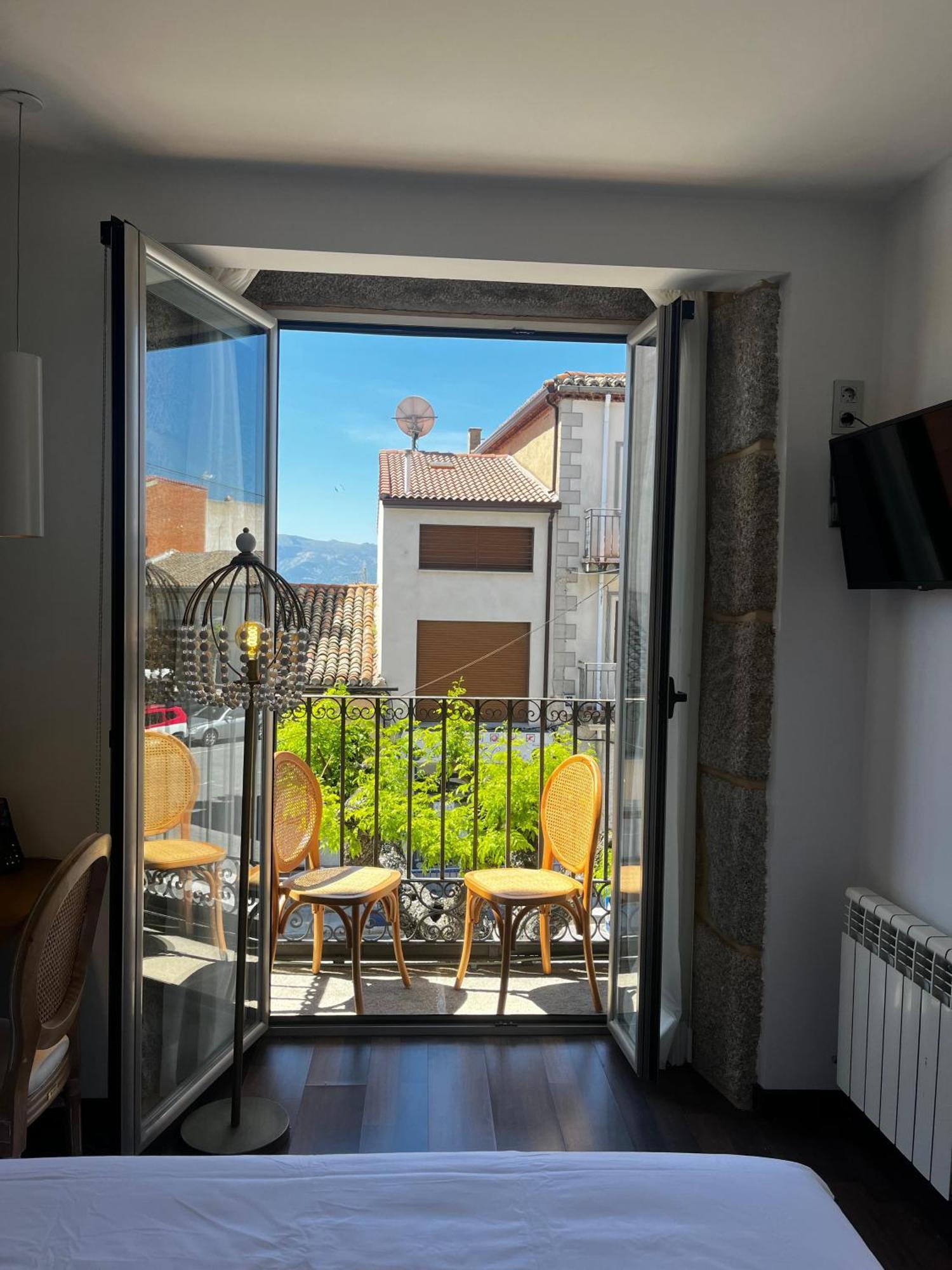 Christine Boutique Hotel El Barraco Eksteriør billede
