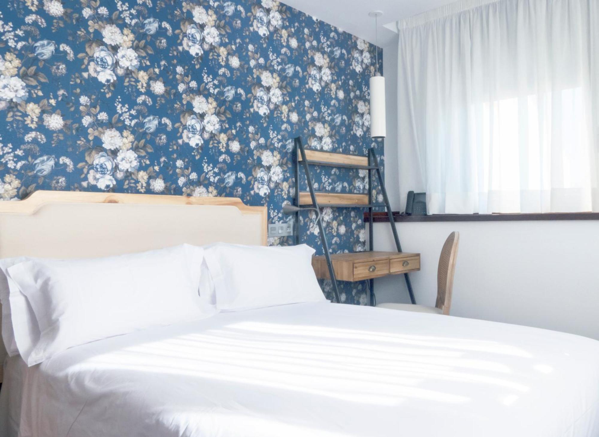 Christine Boutique Hotel El Barraco Eksteriør billede